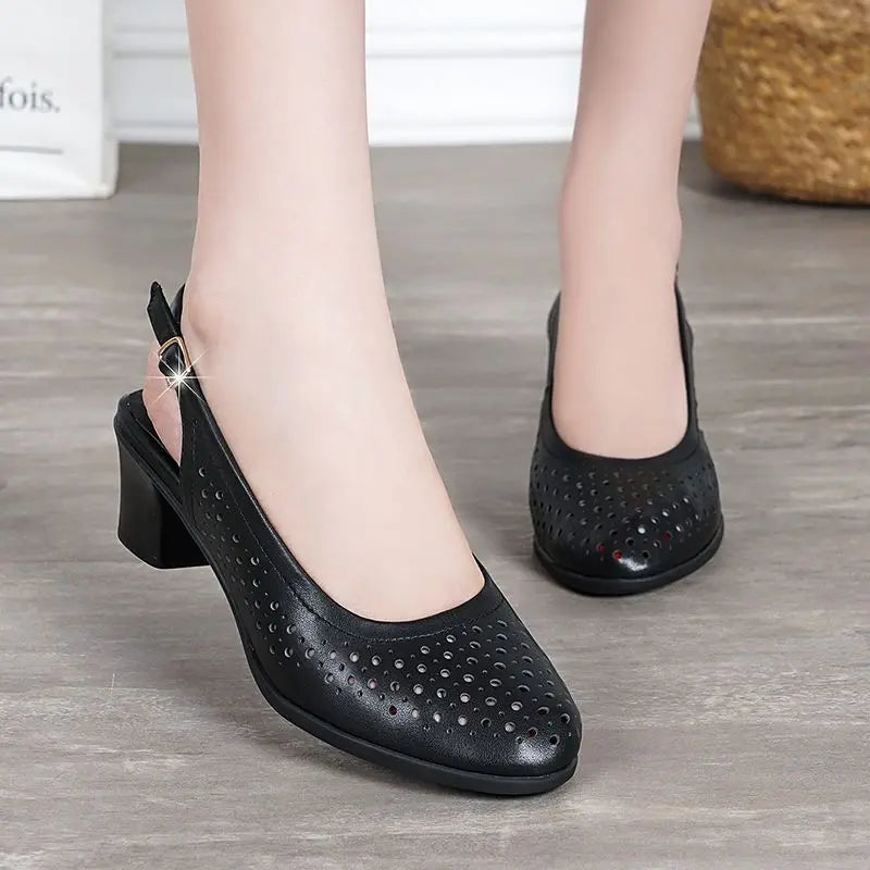 đĄă35-41ă2024 Ășj puha bĆr szandĂĄl vastag sarokkal Ă©s puha talppal