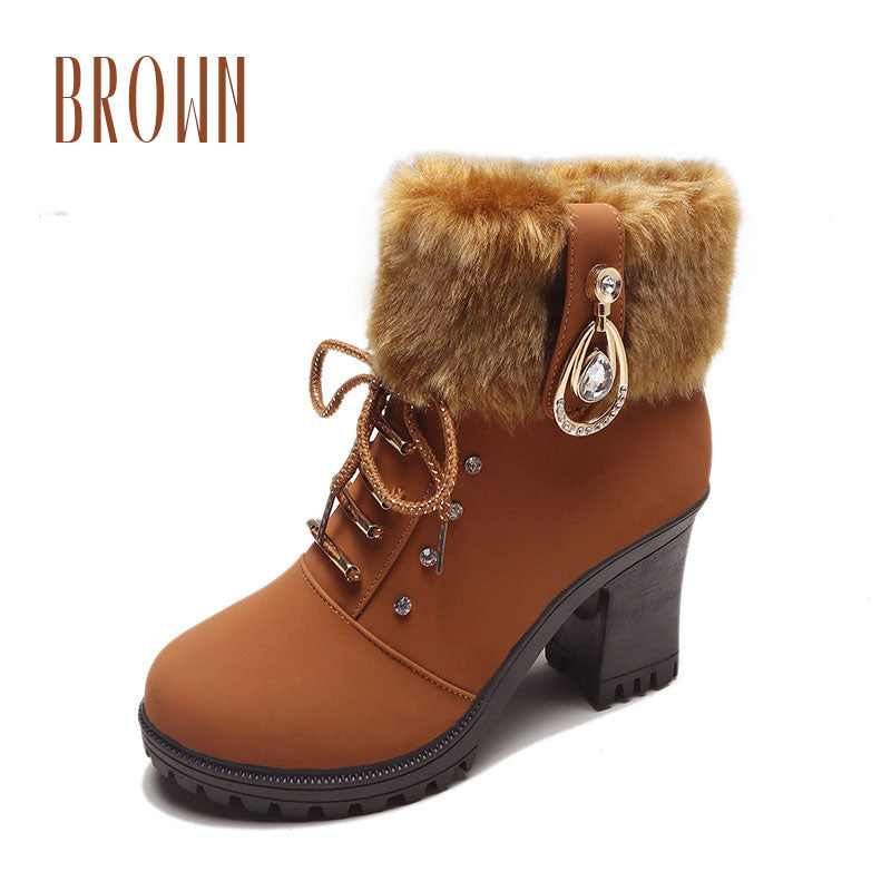 🔥49% KEDVEZMÉNY👢 Női vaskos sarkú csizma, plüss és cipzáras