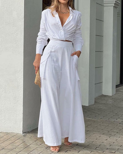 Színes, kétrészes alkalmi öltöny