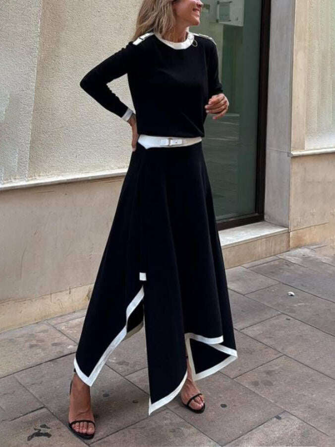 Stílusos kétrészes szett kontrasztos kötésből