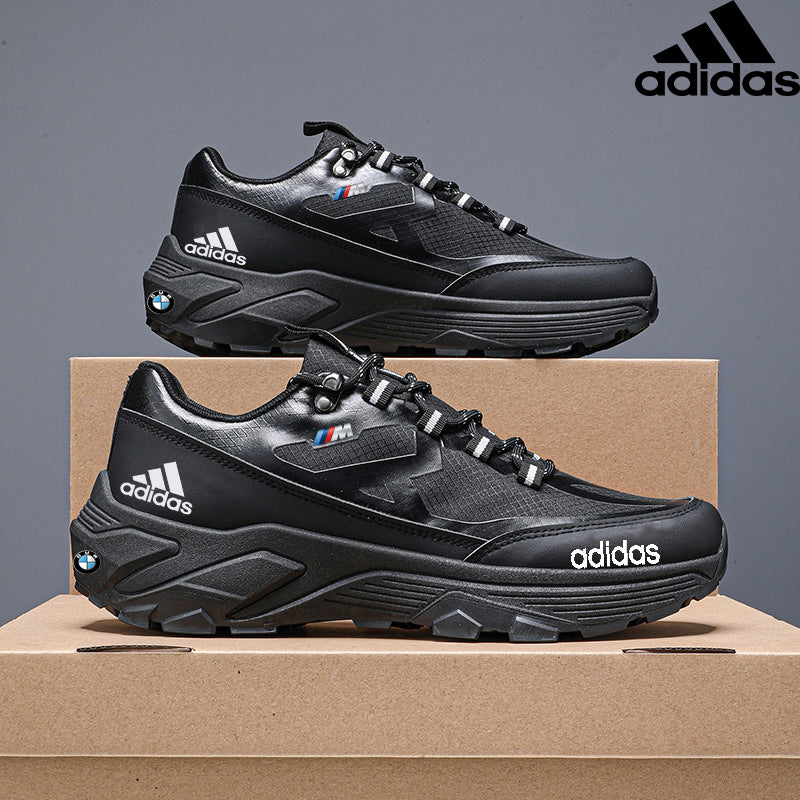 Az Adidas és a Helly Hansen közösen új cipőket dob piacra 2025-ben.