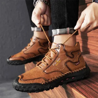 Férfi, kézzel varrott fűzős túracipő