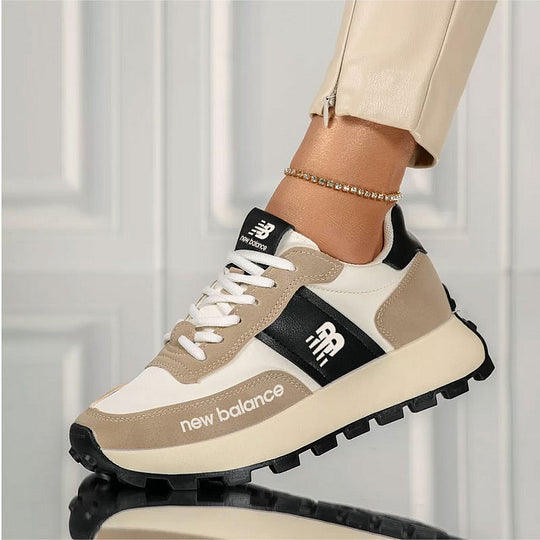 Kényelmes női tornacipő New Balance 2025