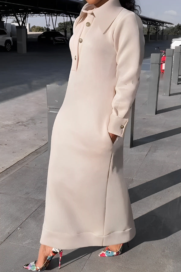 Alkalmi, egyszínű hajtókás félgombos ruha