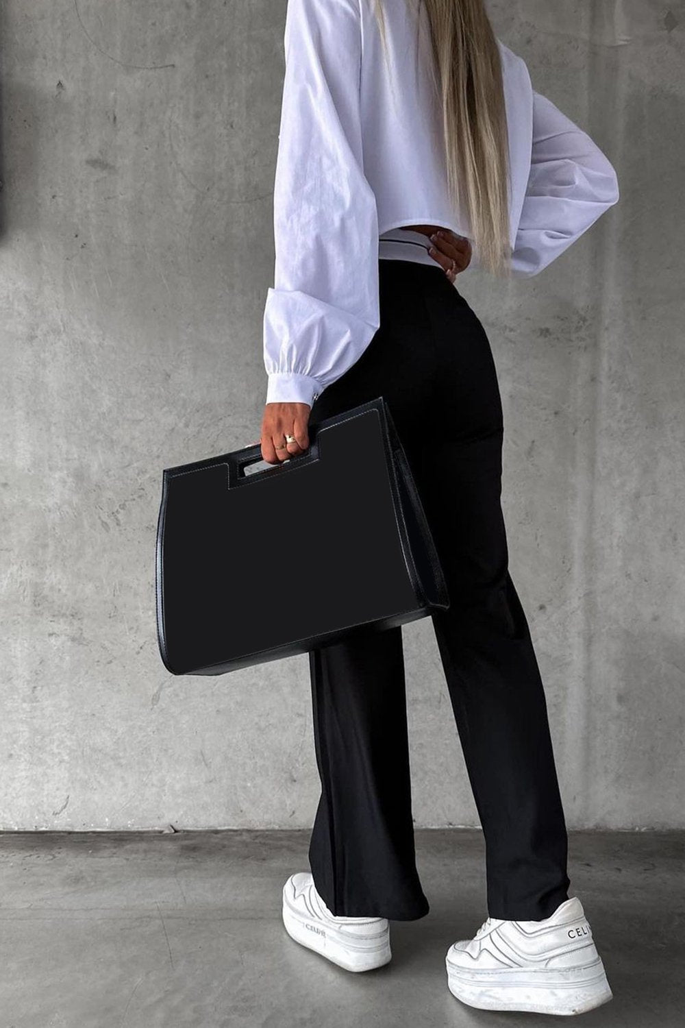 Kétrészes női ingből és nadrágból álló szett