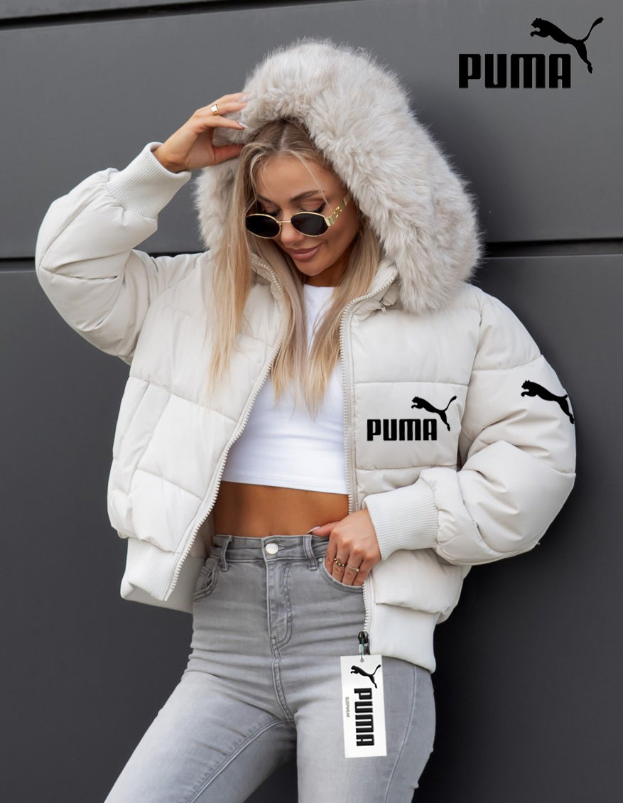 Vienspalvė striukė su gobtuvu