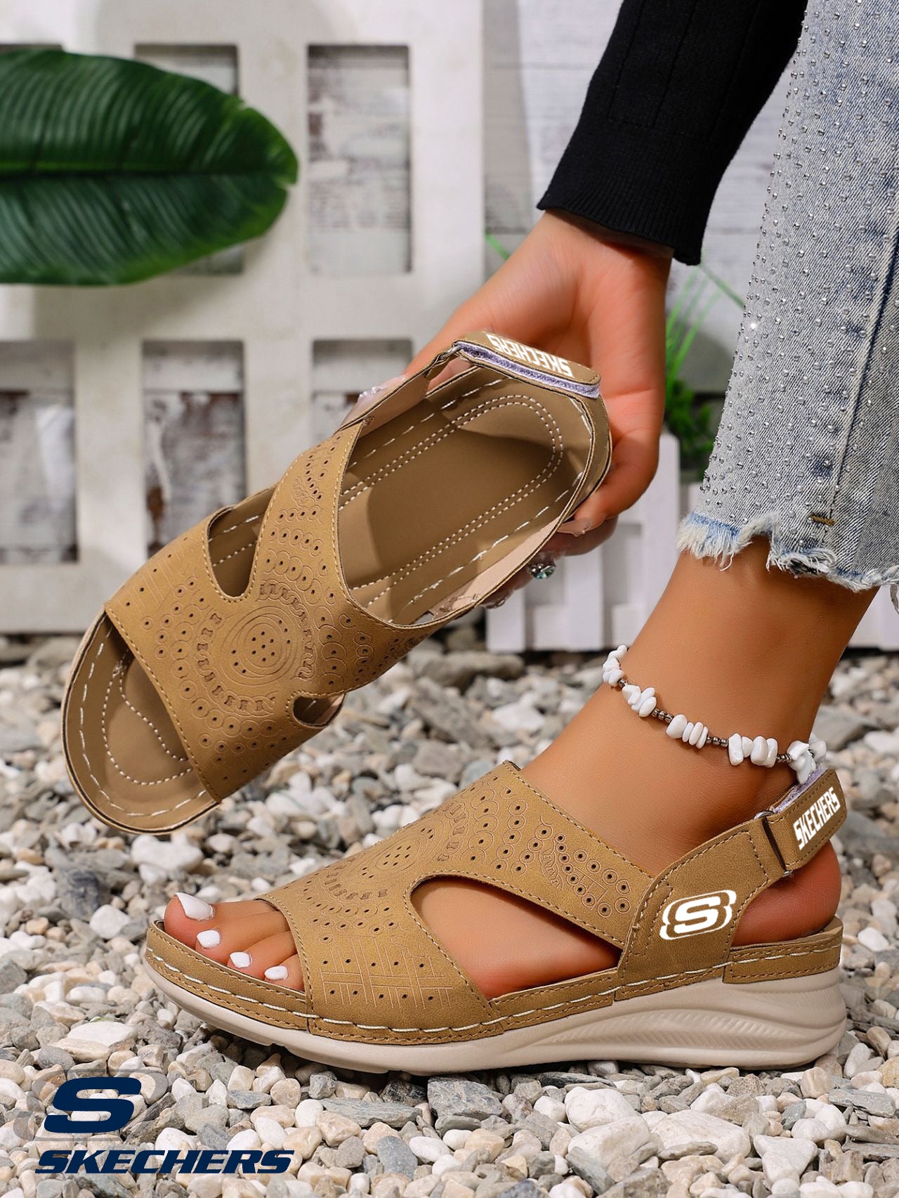 SKECHERS® Hollow strandszandálok