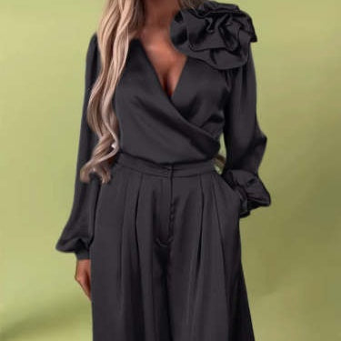 2 részes szett V-nyakú felső és széles szárú női nadrág