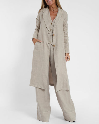 Alkalmi karcsúsított, hosszú gallérú kabát füles zsebekkel