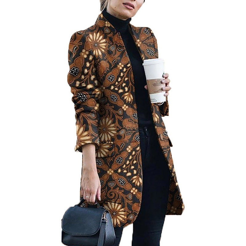 Őszi-téli nyomott gallér és stílusos kabát